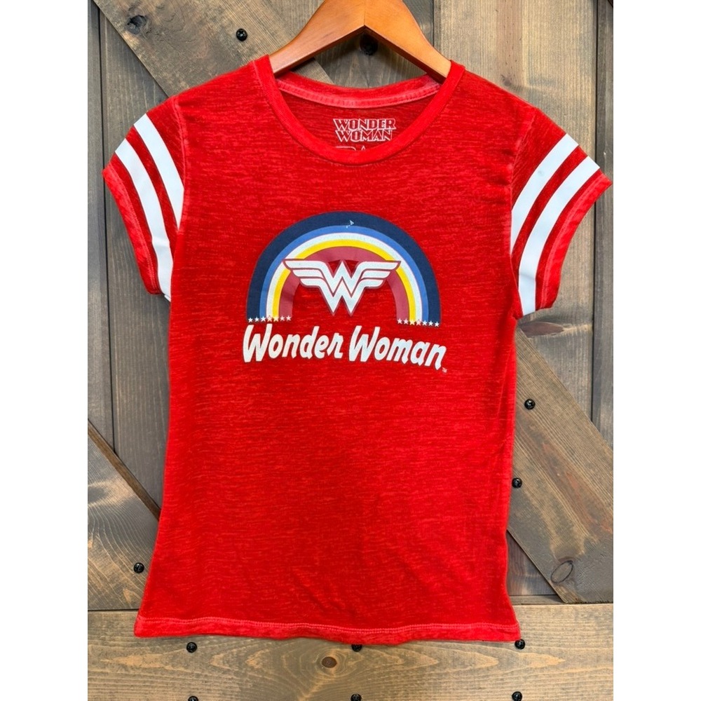 Wonder Woman Graphic Tee Women Small Red Good Retro Rainbow Stripe Sleeve